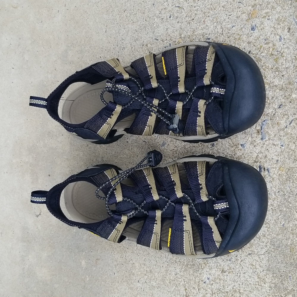 Mens Keen Sandals 9.5